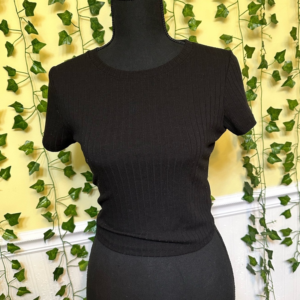 Bozzolo Ribbed Cropped Tee